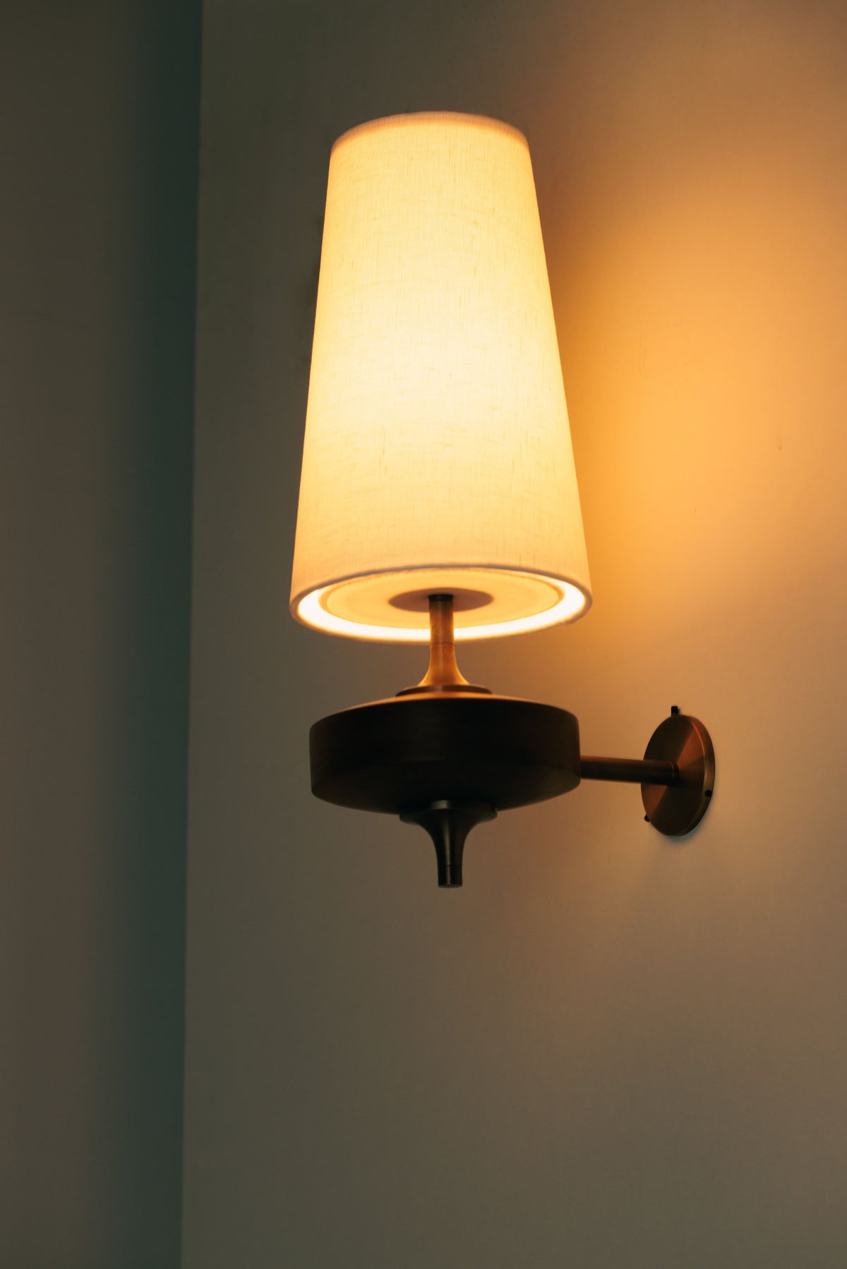 Nydorisra Vintage Antique Brass Wall Lamp Fabric Shade