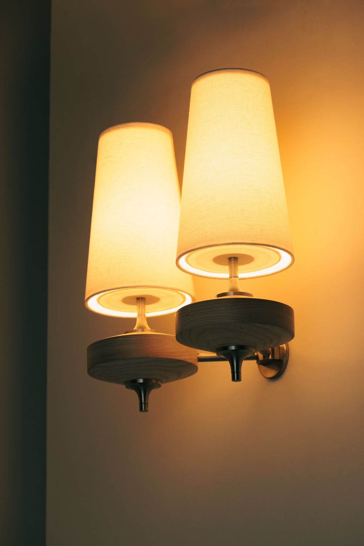 Nydorisra Vintage Antique Brass Wall Lamp Fabric Shade