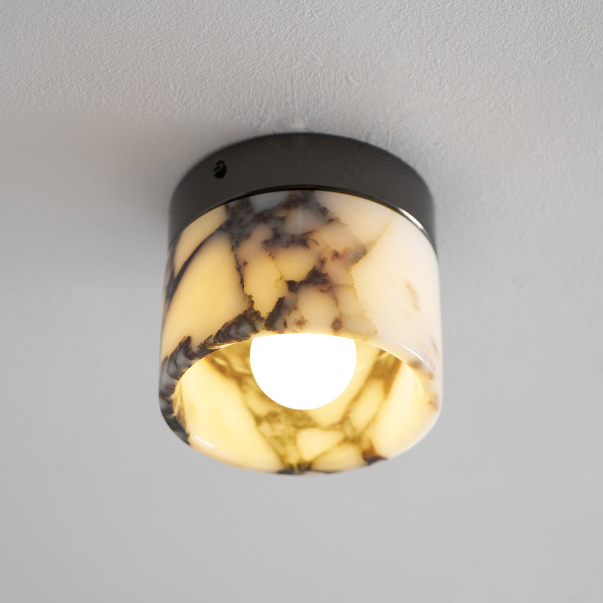 Ivinir Round Marble Ceiling Lamp Compact Flush Mount