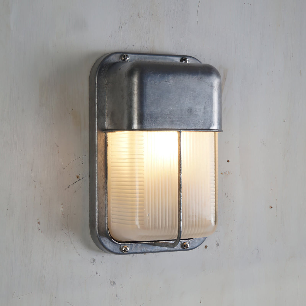 Olcarila Vintage Outdoor Wall Sconce Aluminum Glass Lamp